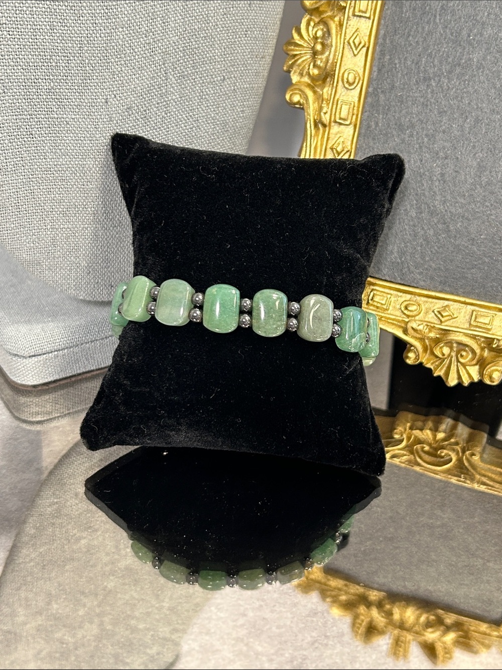 Green Aventurine Stretch Bracelet with Hematite Accents - Unbranded - Picture 6 of 6